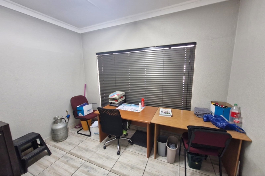 Commercial Property for Sale in Wilkoppies North West